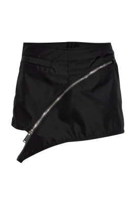 Kort asymmetrisk kjol