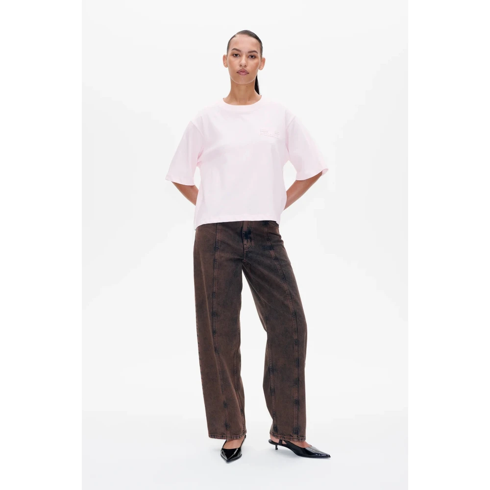 BAUM UND PFERDGARTEN Katoenen Crew Neck Logo T-Shirt Pink Dames