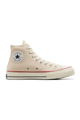 sneakers-en-toile-de-style-vintage