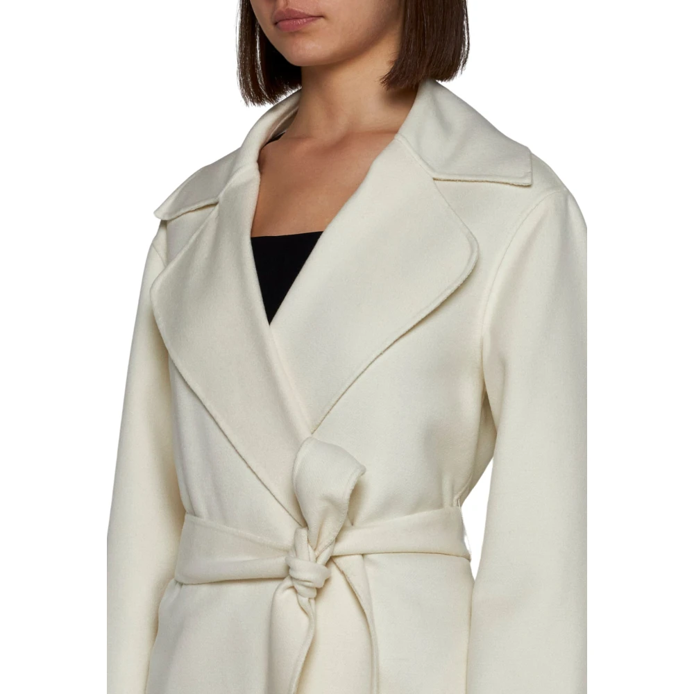 Max Mara Studio Gestreepte jas Beige Dames