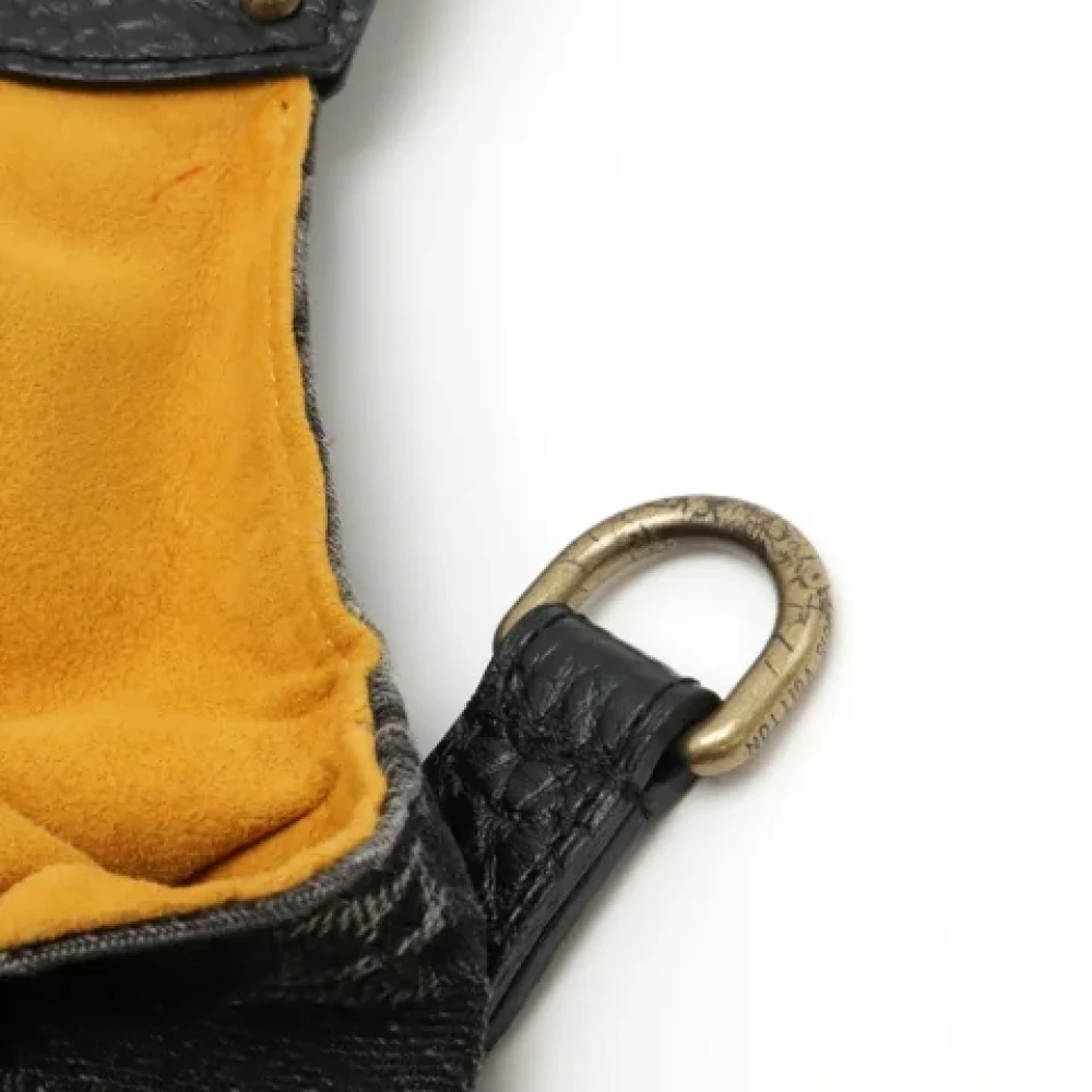 Louis Vuitton Vintage Pre-owned Denim handbags Black Dames