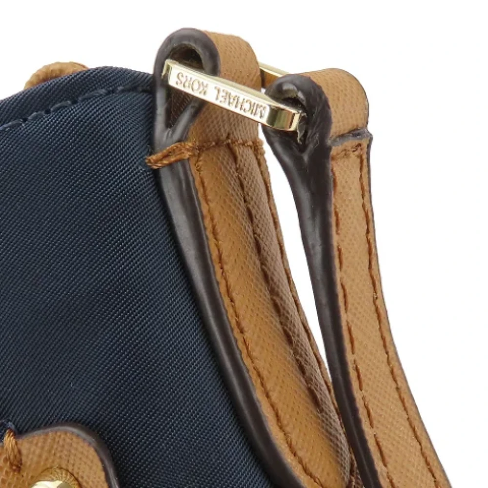 Michael Kors Pre-owned Canvas shoulder-bags Blue Dames
