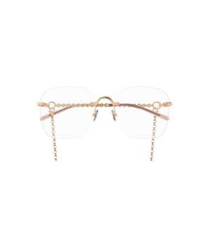 collier-elegant-en-or-avec-design-unique