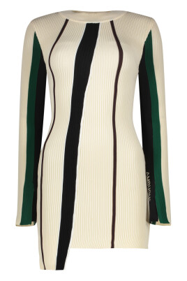 ribbed-crew-neck-sweater-with-asymmetric-hem