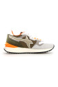 sneakers-vertes-au-design-audacieux