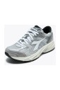 mythos-star-sneakers