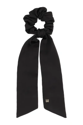 Miriela Scrunchie
