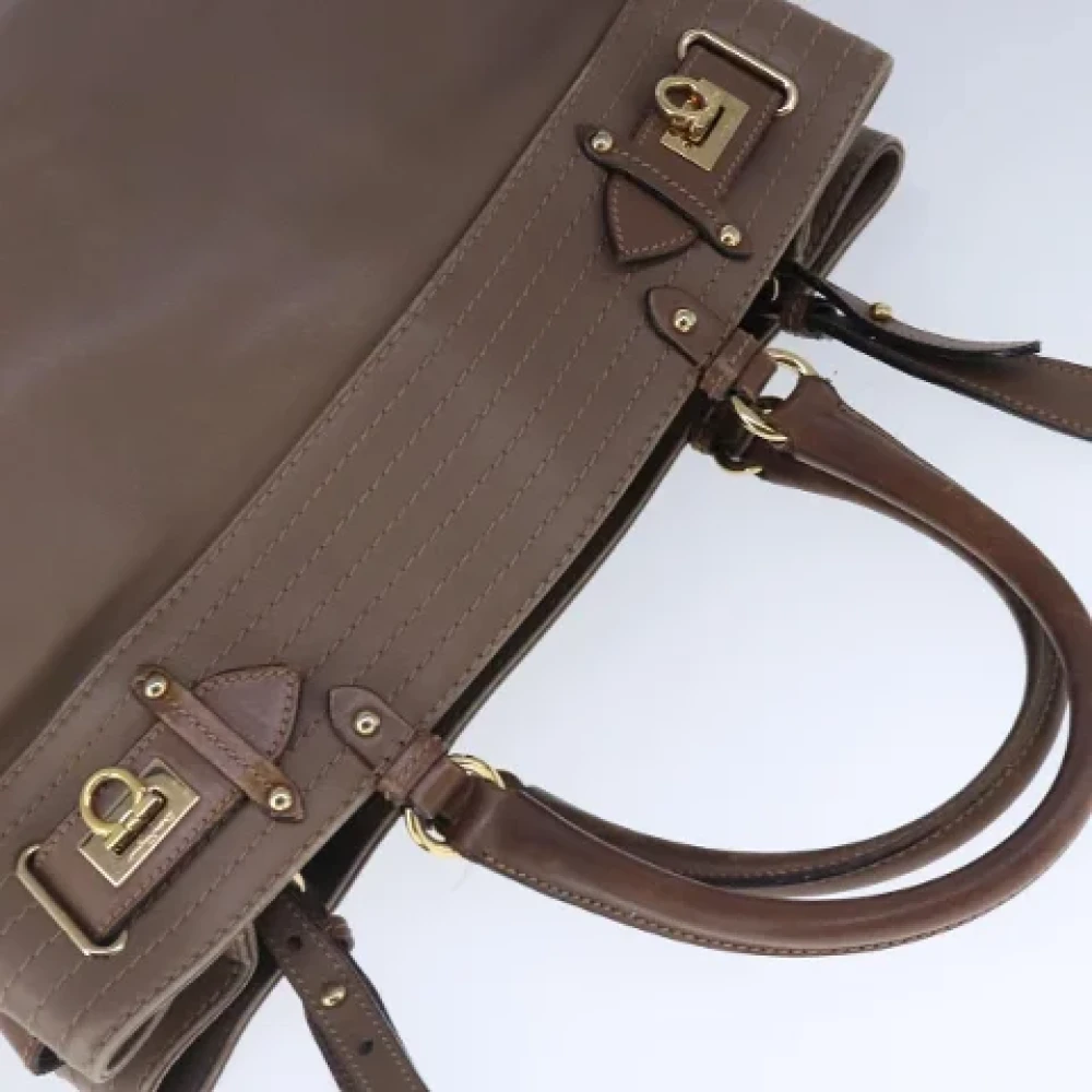 Salvatore Ferragamo Pre-owned Leather handbags Brown Dames
