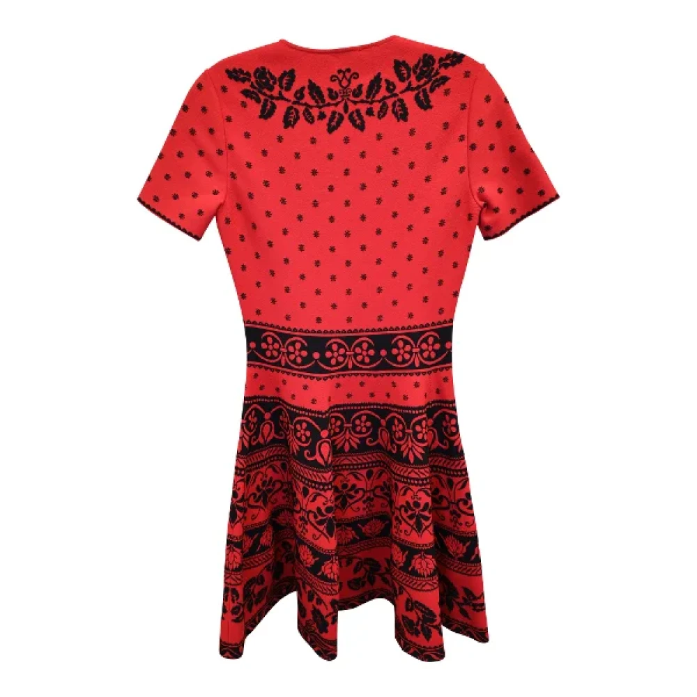 Alexander McQueen Pre-owned Viscose dresses Red Dames