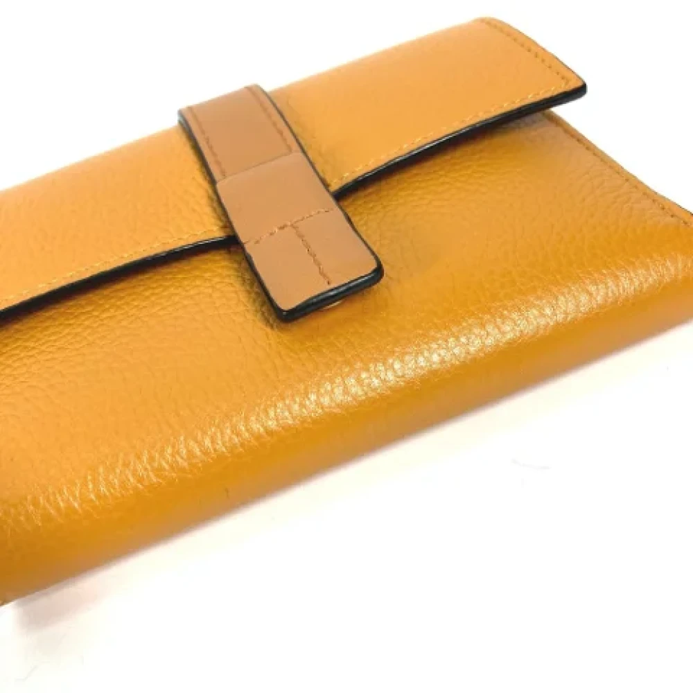 Loewe Pre-owned Leather wallets Yellow Dames