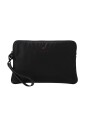 moderne-nylon-clutch
