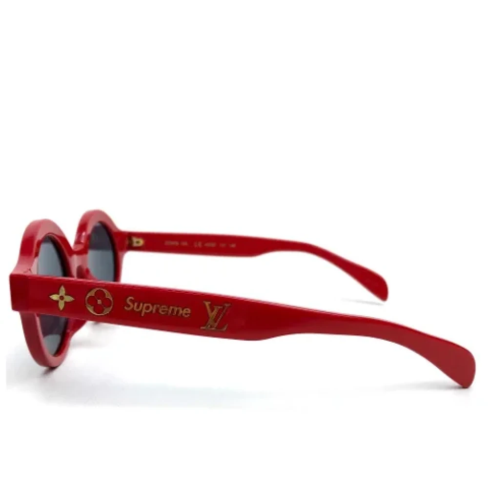 Louis Vuitton Vintage Pre-owned Plastic sunglasses Red Dames