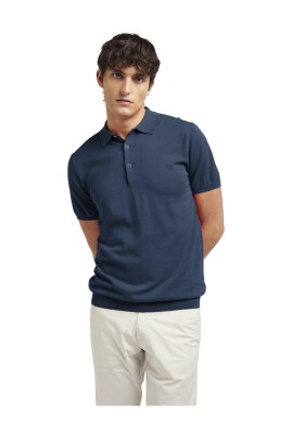 blue-cotton-polo-shirt-with-three-buttons