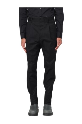 black-pleated-mens-trousers