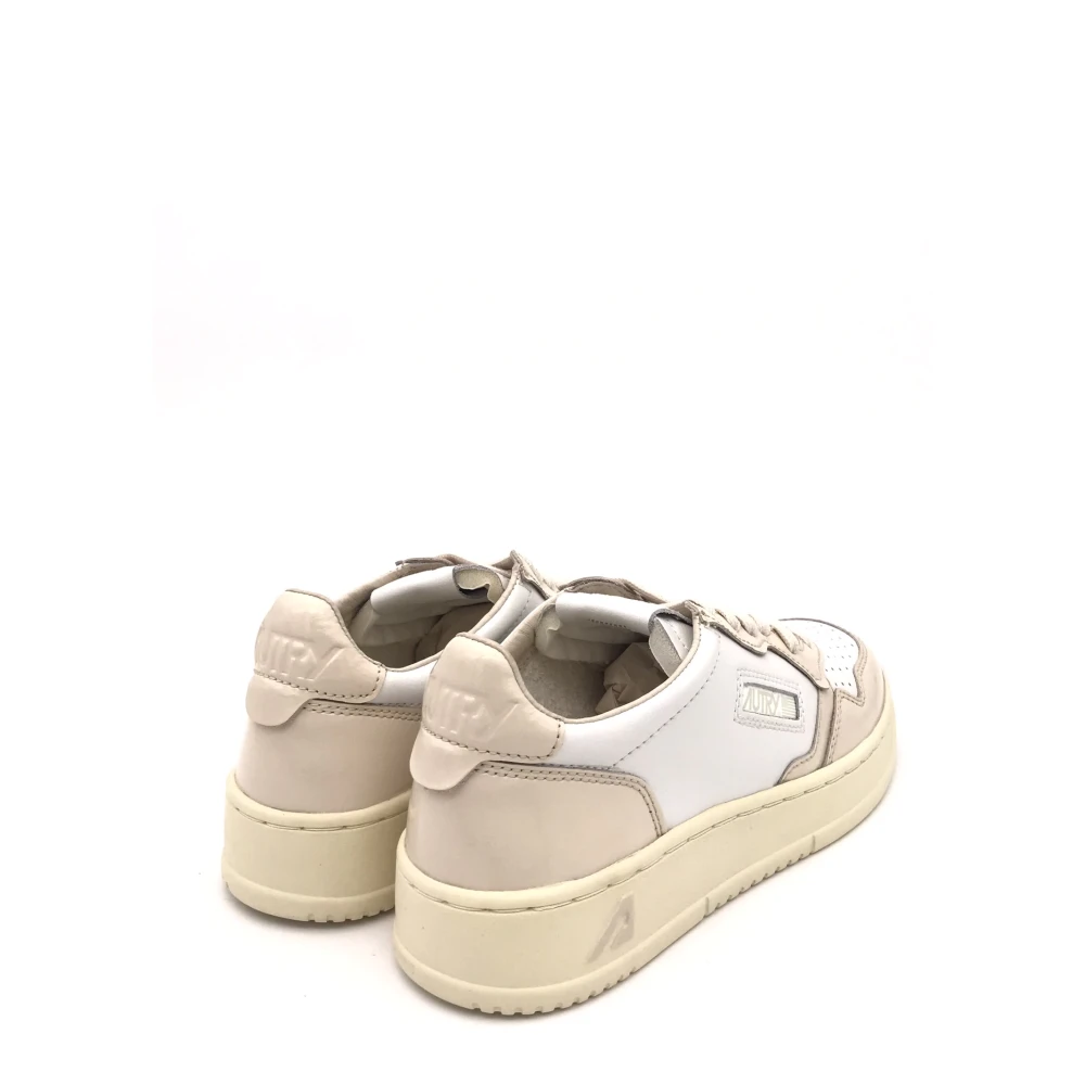 Autry Medalist Low Sneakers