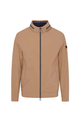 veste-marron-avec-col-haut-et-capuche-cachee