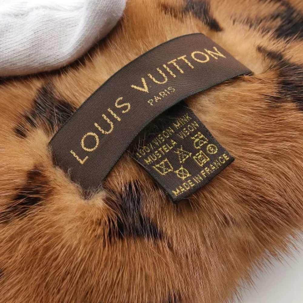 Louis Vuitton Vintage Pre-owned Fur scarves Brown Dames