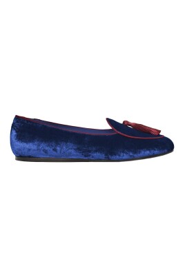velvet-tassel-loafers