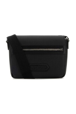 black-leather-crossbody-traveller-bag