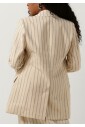 gestreepte-getailleerde-blazer