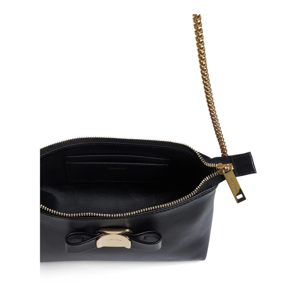 Salvatore Ferragamo Zwarte leren schoudertas met ketting Black Dames