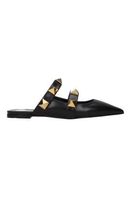 Svart läderstudded mules
