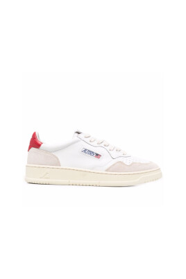 sneakers-en-cuir-blanc-avec-talon-rouge