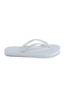 green-minimalist-flip-flops