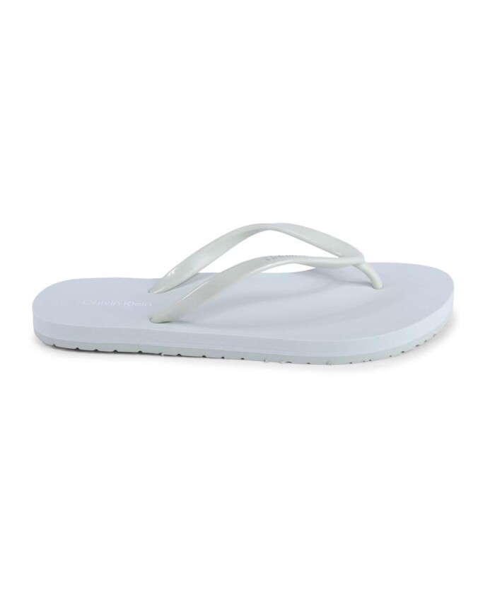 tongs-minimalistes-vertes