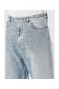 lichte-wassing-losse-pasvorm-jeans