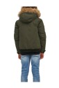 veste-a-capuche-avec-bordure-en-fausse-fourrure