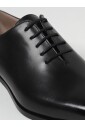 chaussures-classiques-en-cuir-a-lacets