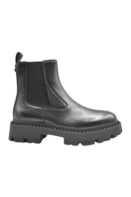 black-laced-shoes-for-women