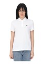 polo-blanc-avec-patch-crocodile