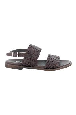 Platta sandaler i läder