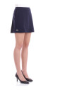 jupe-bleue-avec-logo-fermeture-eclair