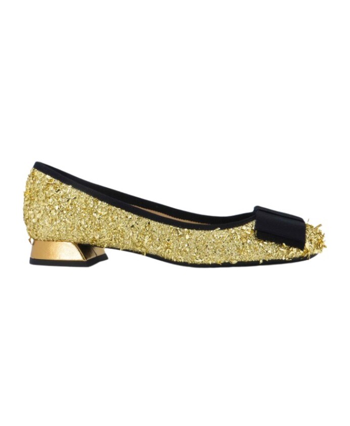 soubrette-ballerina-in-stof-en-raffia