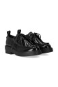 zwarte-vetersneaker-met-stud-detail