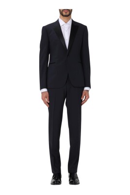 luxury-black-tuxedo-suit