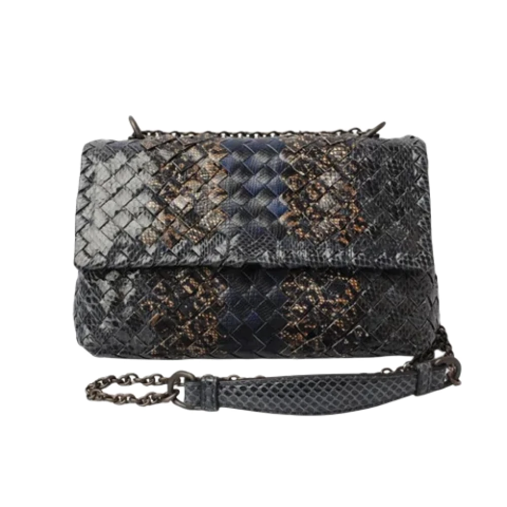 Bottega Veneta Vintage Pre-owned Leather shoulder-bags Gray Dames