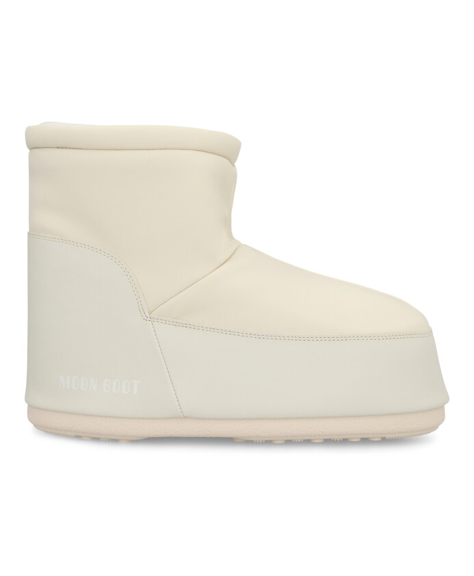 low-ankle-boots-with-round-toeline