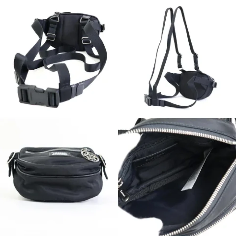 Burberry Vintage Pre-owned Canvas shoulder-bags Black Dames