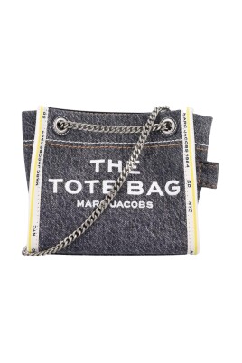 denim-chain-strap-tote-bag