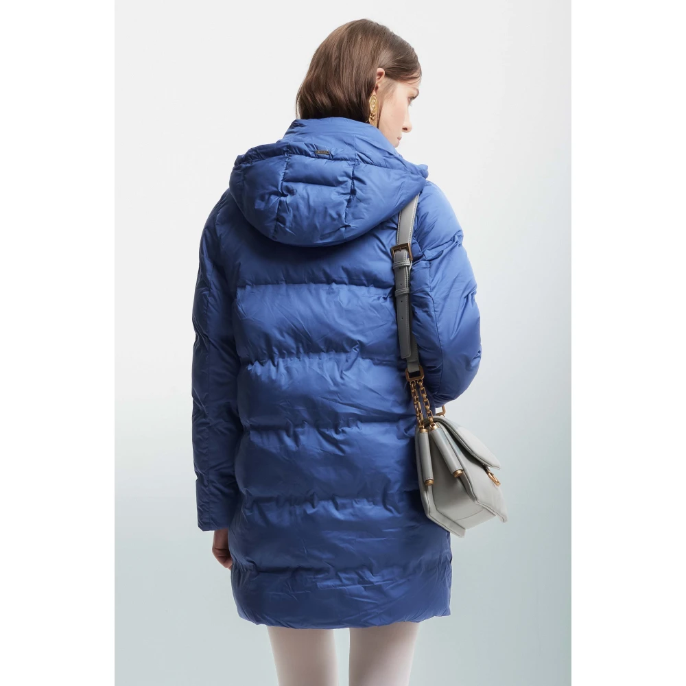 Kocca Gewatteerde Oversized Hooded Donsjas Blue Dames