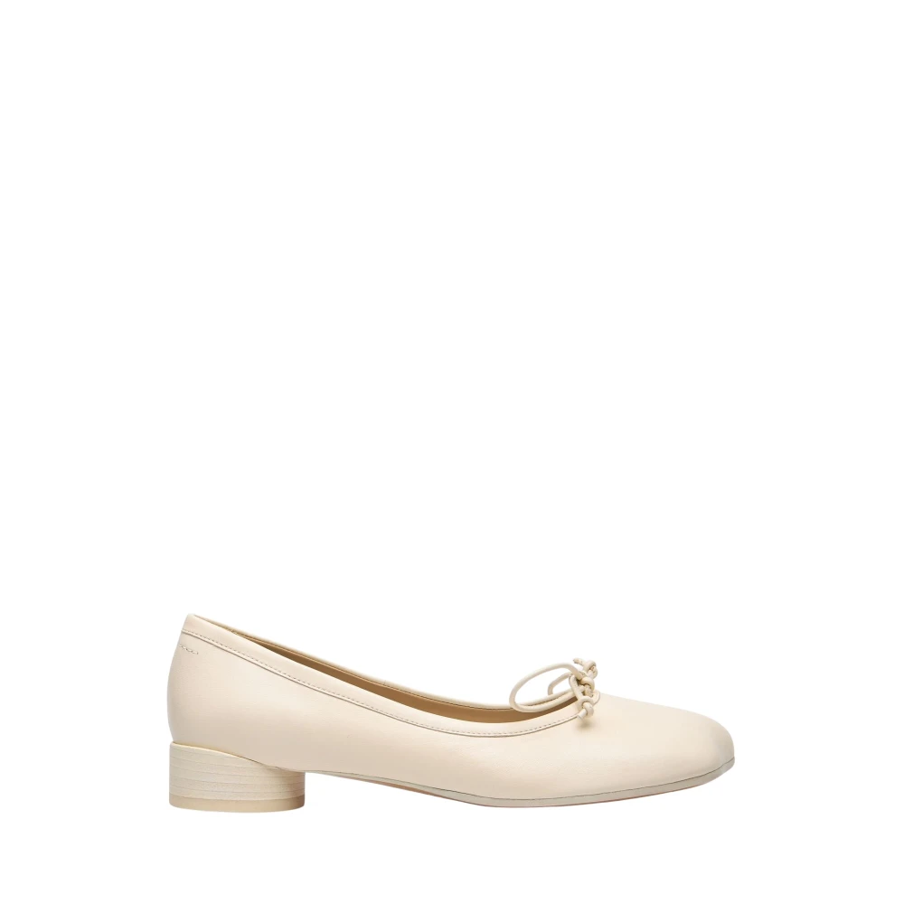 MM6 Maison Margiela Läder Anatomiska Ballerinaskor Beige, Dam