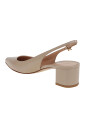 bruine-leren-pumps-met-puntige-neus