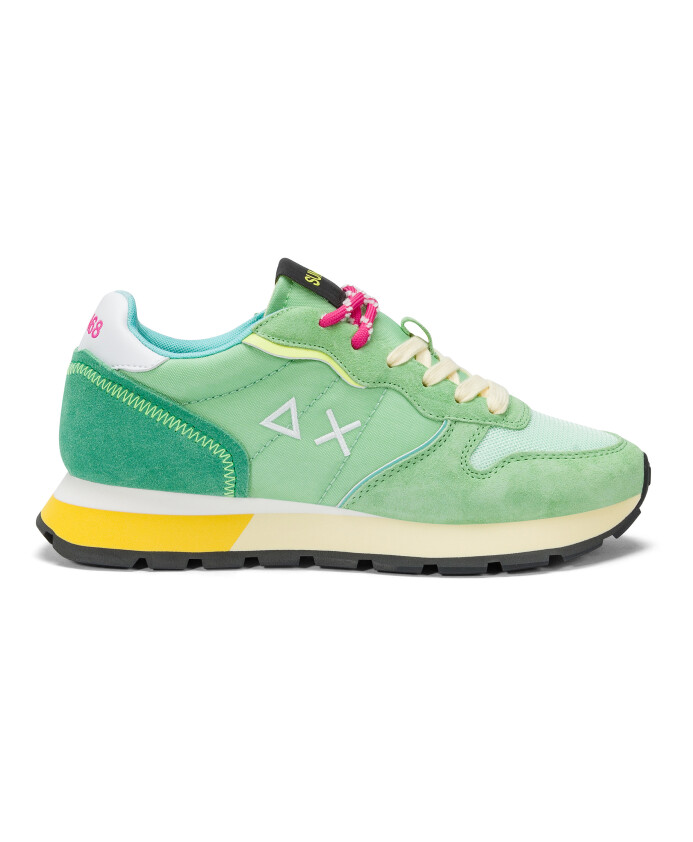 casual-sneakers-for-everyday-wear