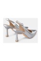 stiletto-heeled-pumps