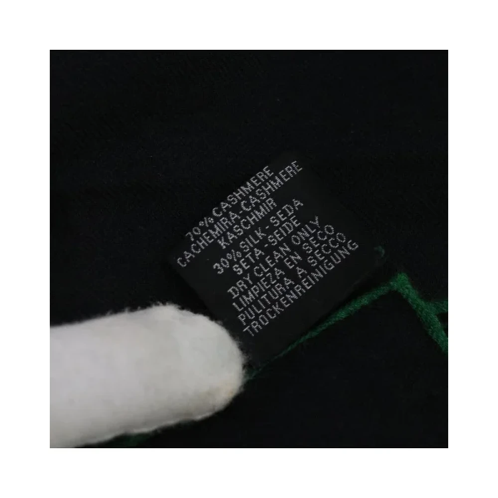 Hermès Vintage Pre-owned Cashmere scarves Black Dames