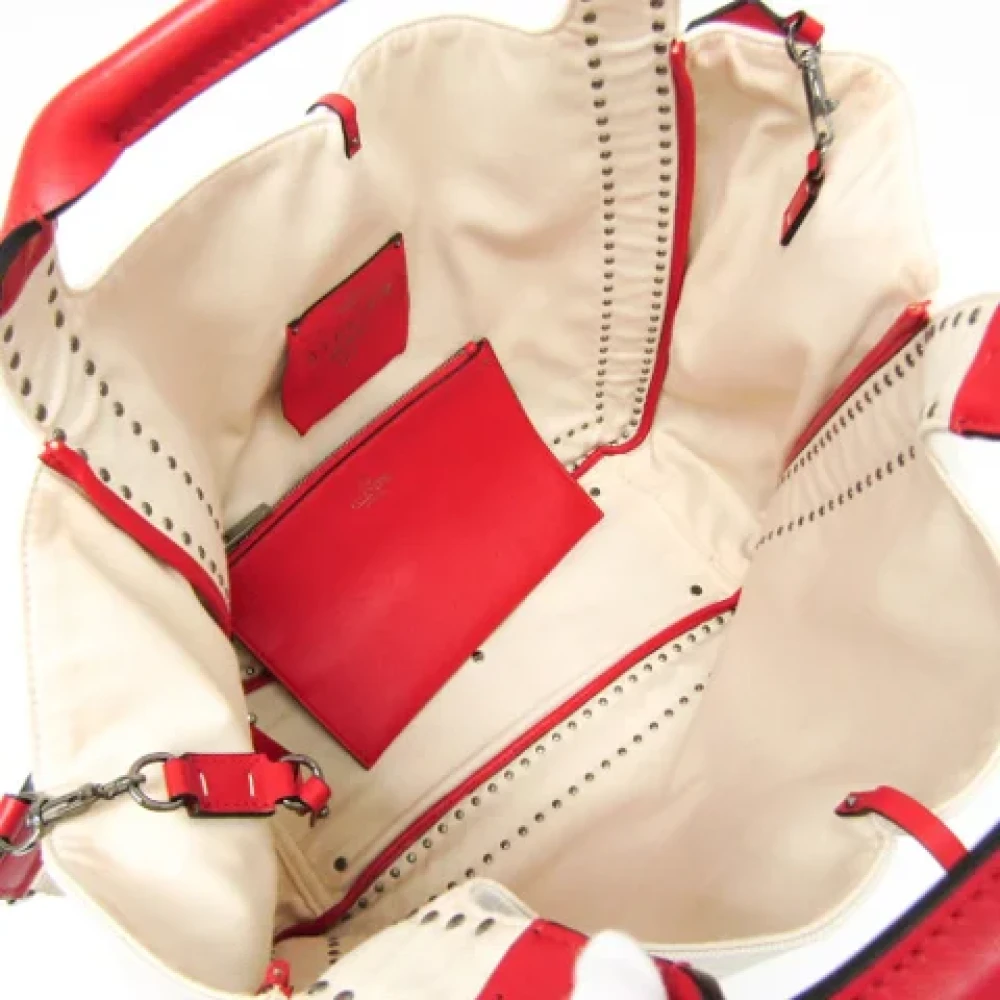 Valentino Vintage Pre-owned Leather shoulder-bags White Dames